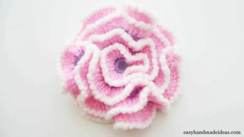 Crocheted flower from mercerized cotton yarn