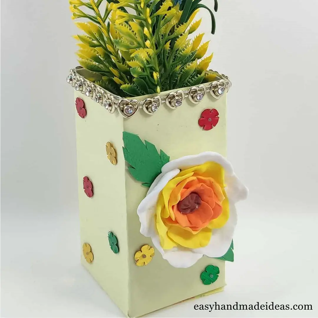 Cardboard Flower Vase